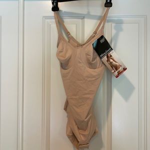 Miraclesuit Extra firm body shaper
